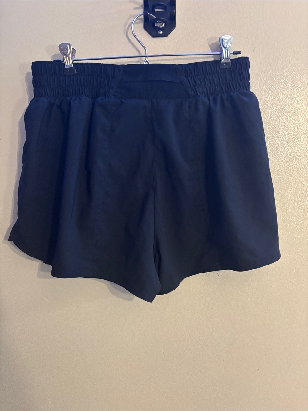 Shorts - Picture 2 of 3
